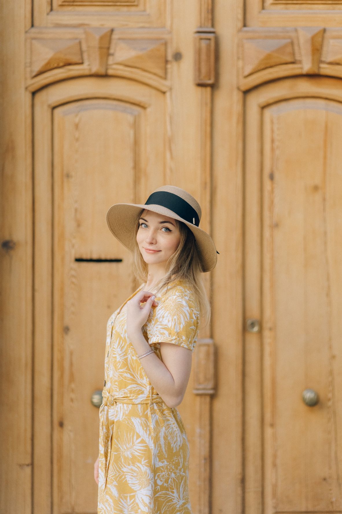 Floral Tie-Waist Shirt Dress